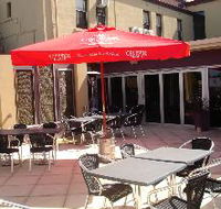 Crown Inn Hotel - Holiday Cairns