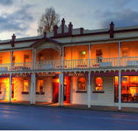 Royal George Hotel - Holiday Cairns