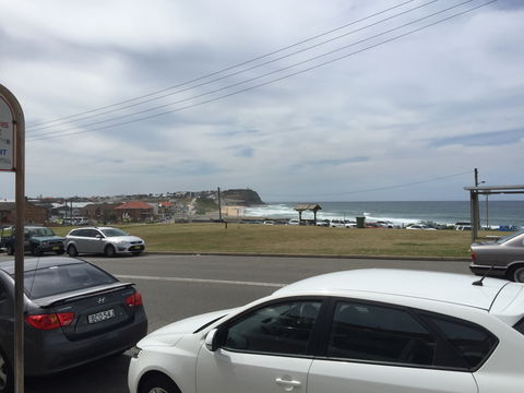 Beach Hotel Merewether - Holiday Cairns 0