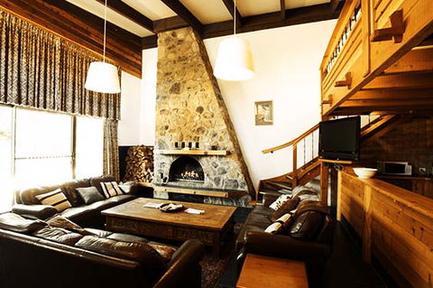 Pender Lea Chalets - Snowy Mountain Accommodation - Holiday Cairns 1
