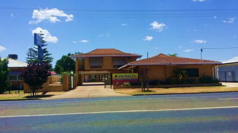 Jackaroo Apartments - Holiday Cairns 5