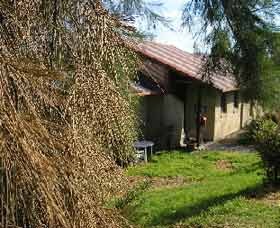 Bega Valley Backpackers Haven Motel - Holiday Cairns 0