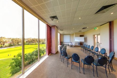 The Best Western Airport Motel & Convention Centre - Holiday Cairns 0