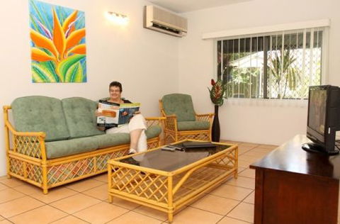 Cairns Reef Apartments And Motels - Holiday Cairns 3