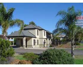 Narrabri Motel & Caravan Park - Holiday Cairns 0