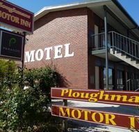 Ploughmans Motor Inn - Holiday Cairns