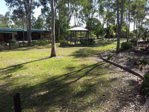 Tiaro Motor Inn - Holiday Cairns 3