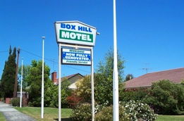 Box Hill Motel - Holiday Cairns 0