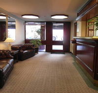 Adelaide Sorrento Meridien Serviced Apartments - Holiday Cairns