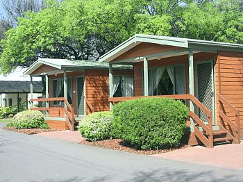 Adelaide Caravan Park - Holiday Cairns 2