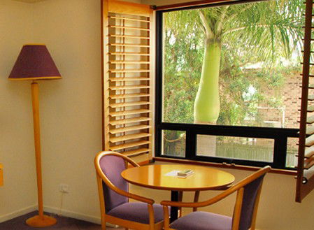 Kingsford Smith Motel - Holiday Cairns 1