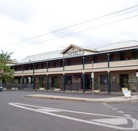 Crown Hotel Motel - Holiday Cairns