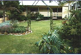 Tabourie Lake Motor Inn Resort - Holiday Cairns 3