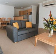 Quest Rosehill - Holiday Cairns
