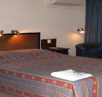 Endeavour Inn Emu Park - Holiday Cairns