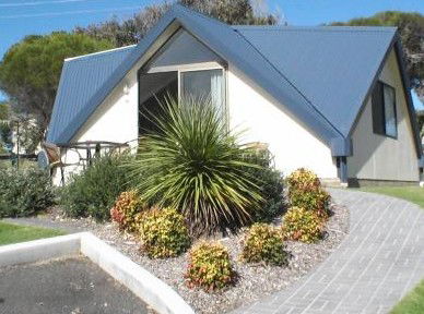 Merimbula Beach Cabins - Holiday Cairns 2