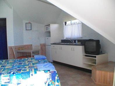 Merimbula Beach Cabins - Holiday Cairns 3