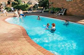 Birralee Holiday Villas - Holiday Cairns 2