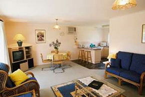 Birralee Holiday Villas - Holiday Cairns 3
