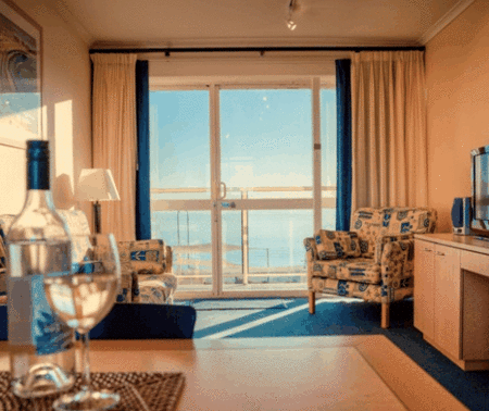 Baybeachfront Apartments - Holiday Cairns