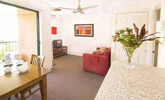 Karana Palms Resort - Holiday Cairns 4