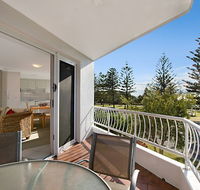 Le Beach Apartments - Holiday Cairns
