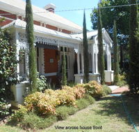 Belmont Bed  Breakfast - Holiday Cairns