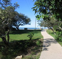 Raintrees On Moffat Beach - Holiday Cairns