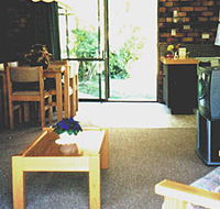 Falls Forest Retreat - Holiday Cairns
