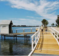 Mcmillans Of Metung Resort - Holiday Cairns
