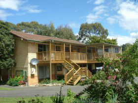 THE 2C'S BED AND BREAKFAST - Holiday Cairns 0