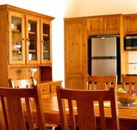 Cottages On Lovedale - Holiday Cairns