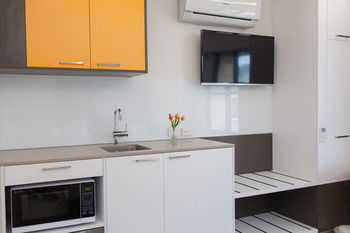 Abode By Easystay - Holiday Cairns 16