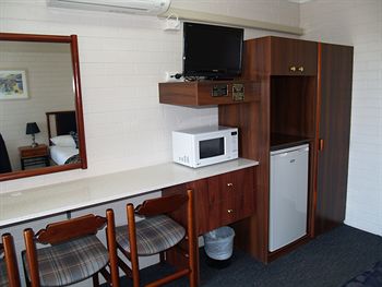Pigeon House Motor Inn - Holiday Cairns 15