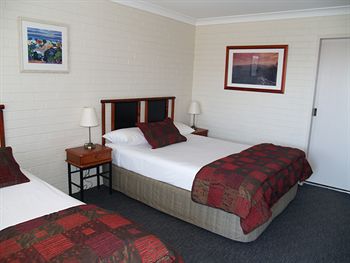 Pigeon House Motor Inn - Holiday Cairns 25