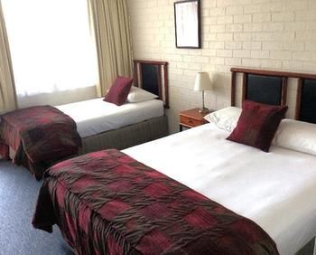 Pigeon House Motor Inn - Holiday Cairns 31