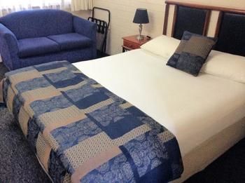 Pigeon House Motor Inn - Holiday Cairns 33