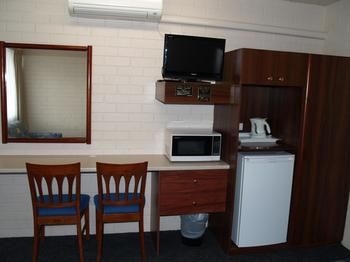 Pigeon House Motor Inn - Holiday Cairns 34