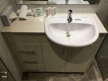 APX Darling Harbour - Holiday Cairns 0