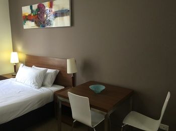 APX Darling Harbour - Holiday Cairns 3