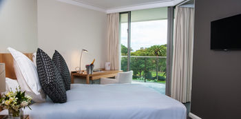 Pullman Quay Grand Sydney Harbour - Holiday Cairns 3