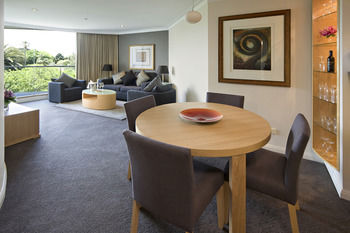 Pullman Quay Grand Sydney Harbour - Holiday Cairns 16