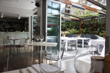 Hotel Urban St Leonards - Holiday Cairns 24