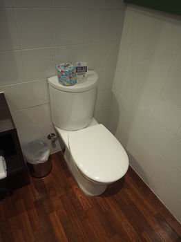 Hotel Urban St Leonards - Holiday Cairns 35