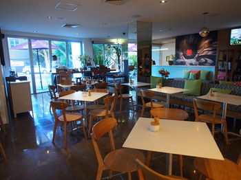 Hotel Urban St Leonards - Holiday Cairns 41