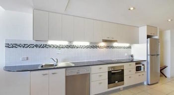 OVR Caloundra - Holiday Cairns 12