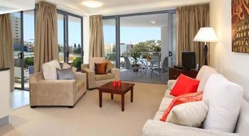 OVR Caloundra - Holiday Cairns 17