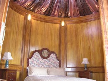 A Camelot Tower & Penthouse - Holiday Cairns 27