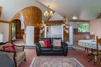 A Camelot Tower & Penthouse - Holiday Cairns 42