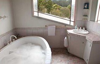 A Camelot Tower & Penthouse - Holiday Cairns 5